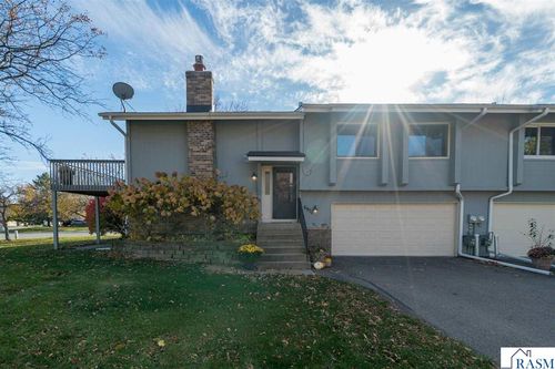 6970 Pima Ln, Chanhassen, MN, 55317-9230 | Card Image