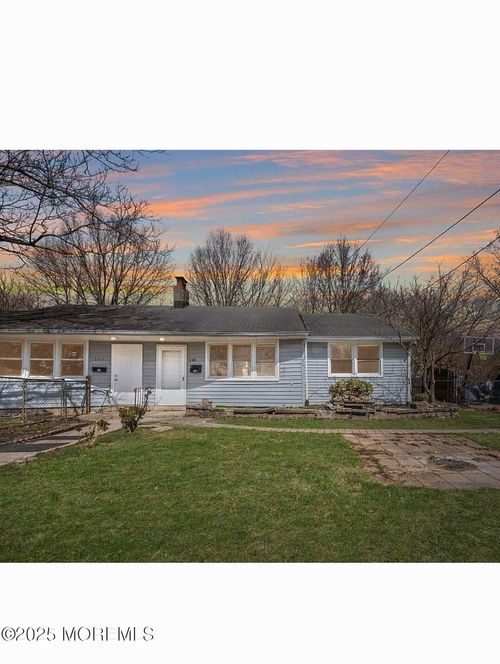 142 Kinsley Rd, Pemberton, NJ, 08068-1524 | Card Image