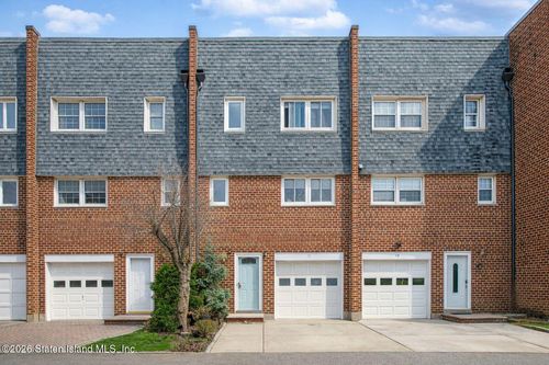 17-17 Yacht Club Cv, Staten Island, NY, 10308-3531 | Card Image