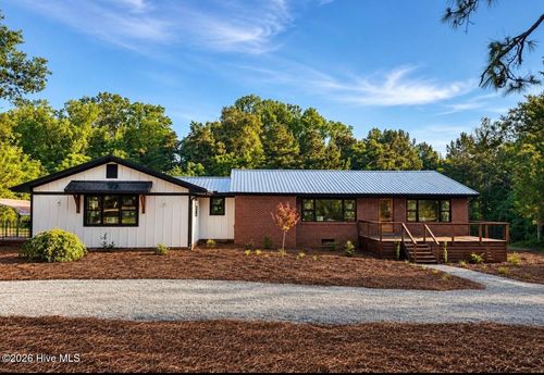 400 Eagle Springs Rd, Eagle Springs, NC, 27242-7934 | Card Image
