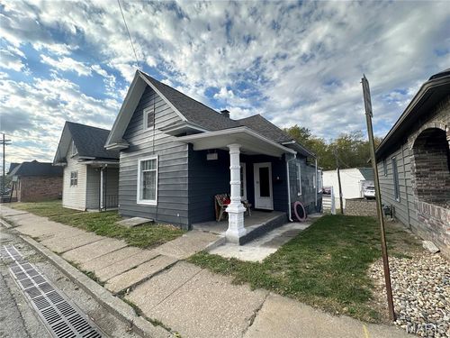 2709 Saint Marys Ave, Hannibal, MO, 63401-3710 | Card Image