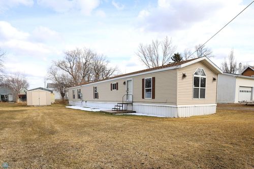 805 Western Ave, Manvel, ND, 58256-4001 | Card Image