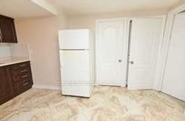 BSMT - 298 Hoover Dr, House other with 2 bedrooms, 1 bathrooms and 2 parking in Pickering ON | Image 10