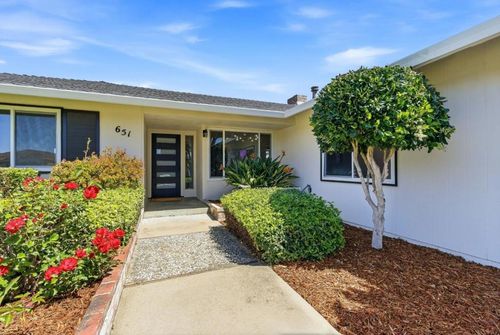 651 San Tomas Way, Salinas, CA, 93901-3912 | Card Image