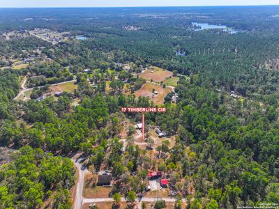 17 A Timberline Circle, Home with 3 bedrooms, 2 bathrooms and null parking in Huntsville TX | Image 3