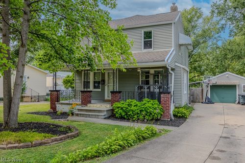 2255 Briner Ave, Akron, OH, 44305-2140 | Card Image