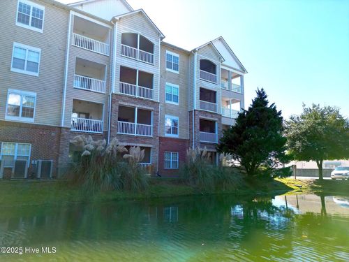 unit-225-200 Gateway Condos Dr, Surf City, NC, 28445-7930 | Card Image