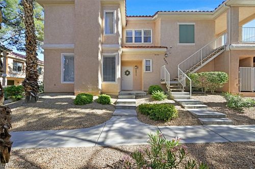 3811-251 S Green Valley Pkwy, Henderson, NV, 89012-2372 | Card Image