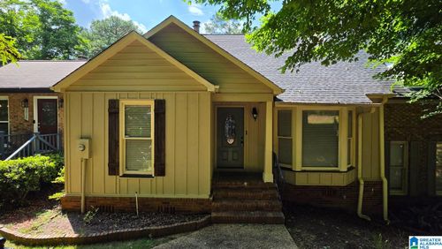 3028 Old Stone Dr, Birmingham, AL, 35242-4022 | Card Image