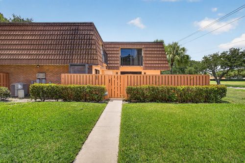 185 Charter Way, West Palm Beach, FL, 33407-6630 | Card Image