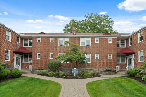 apt-1f-13 Bryant Cres, White Plains, NY, 10605-2701 | Card Image