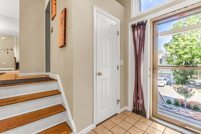 UNIT-4-18 - 11 Boulevard Dr, Condo with 2 bedrooms, 3 bathrooms and 2 parking in Danbury CT | Image 4