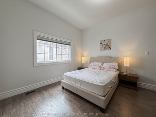 72 Snively St, Richmond Hill, ON, L4E3E6 | Card Image