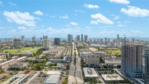 906 Ne 5th St, Hallandale Beach, FL, 33009 | Card Image