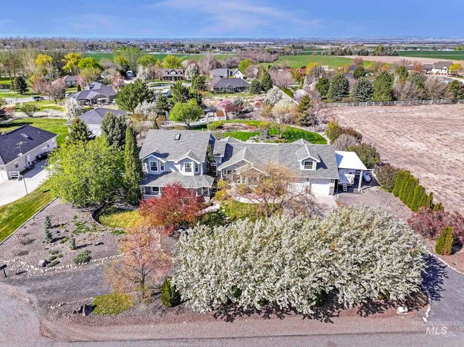 2554 E 3708 N, House other with 5 bedrooms, 4 bathrooms and 2 parking in Twin Falls ID | Image 4