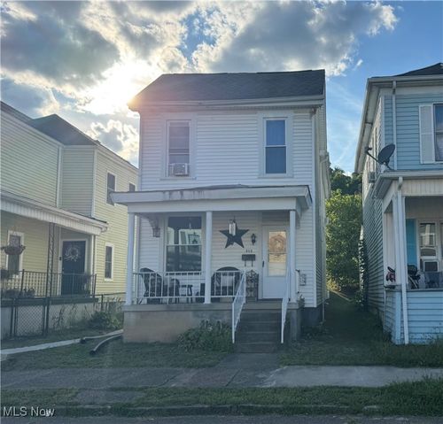 805 Indiana St, Martins Ferry, OH, 43935-2036 | Card Image