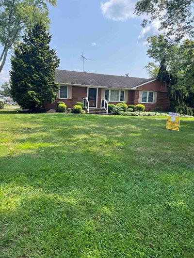 60 Broadway Ave, House other with 3 bedrooms, 2 bathrooms and null parking in Hammonton NJ | Image 1