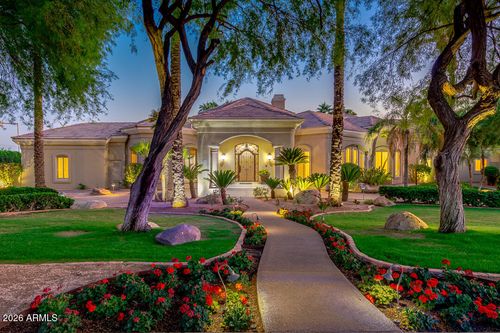 3301 E Camino Sin Nombre, Paradise Valley, AZ, 85253-5038 | Card Image