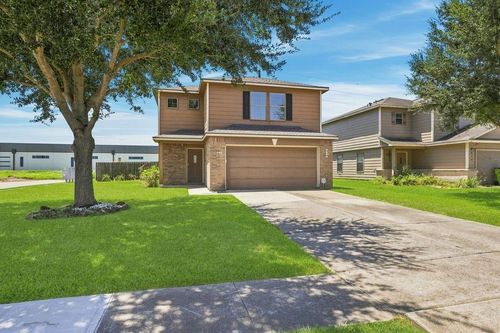 618 Enchanted Springs Dr, Rosenberg, TX, 77471-6423 | Card Image