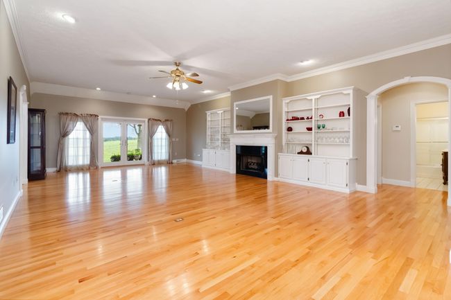 7494 W Highway 90, House other with 4 bedrooms, 4 bathrooms and null parking in Monticello KY | Image 4