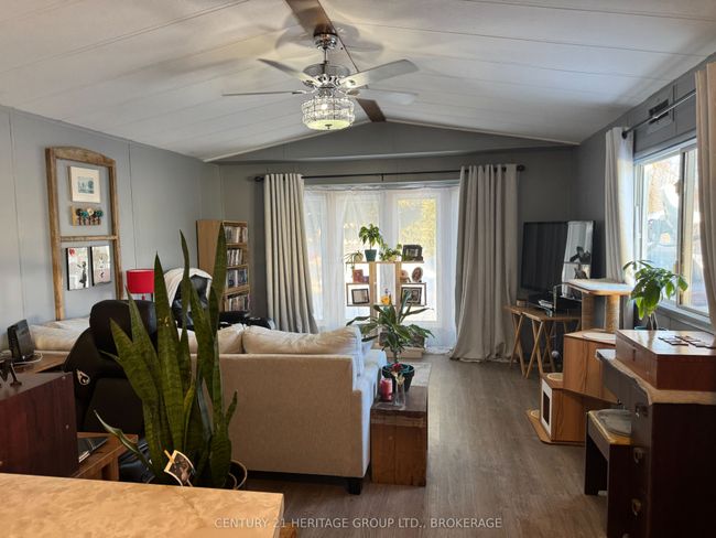 32 - 227 Big Hill Rd, House other with 2 bedrooms, 1 bathrooms and 2 parking in Seeleys Bay ON | Image 10