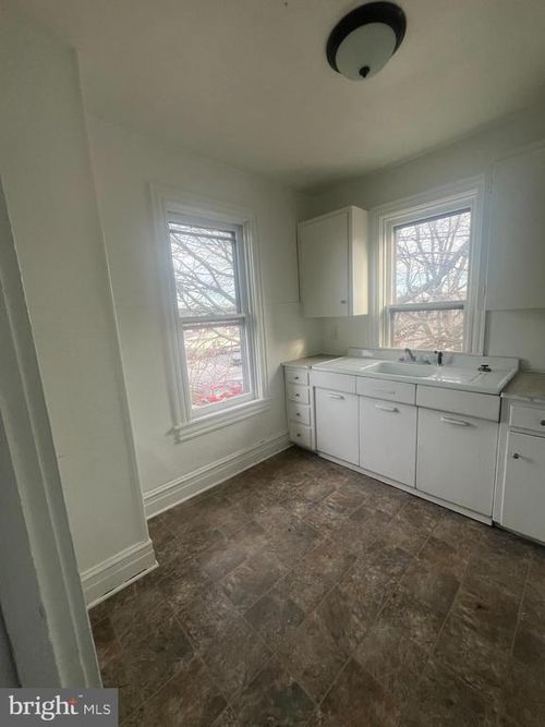 apt-2-16 S Lincoln Ave, LEBANON, PA, 17042-5491 | Card Image