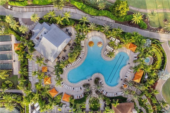 202 - 9366 Pocida Ct, Condo with 2 bedrooms, 2 bathrooms and 1 parking in Naples FL | Image 26