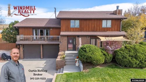221 Hillcrest Dr, Torrington, WY, 82240-2617 | Card Image
