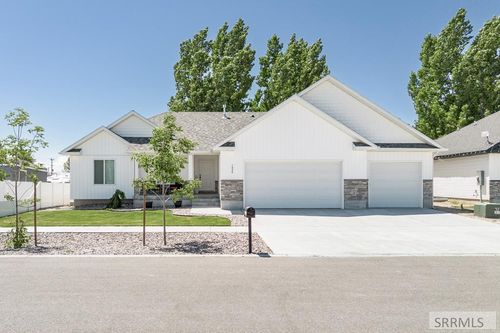 1824 Dingo Run, Blackfoot, ID, 83221-7022 | Card Image