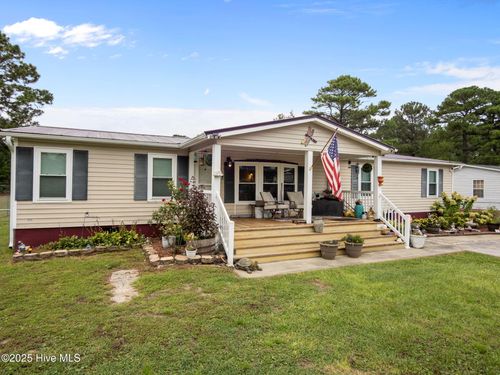 339 E Southwinds Dr, Newport, NC, 28570-9150 | Card Image