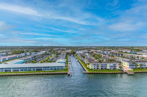 305-130 Doolen Ct, North Palm Beach, FL, 33408-5711 | Card Image