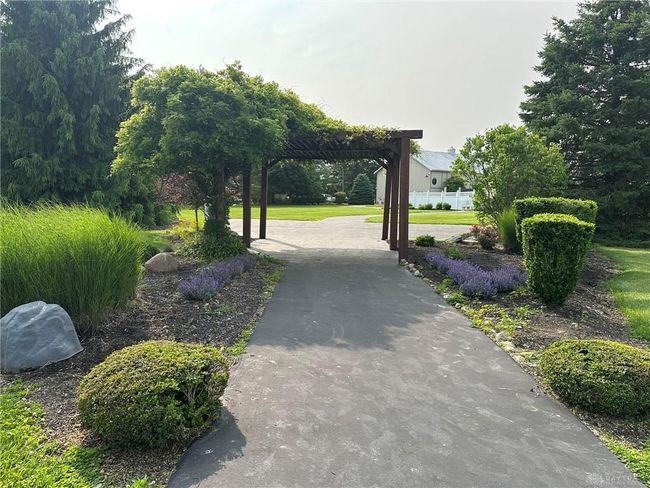 3155 S State Route 48, House other with 4 bedrooms, 3 bathrooms and null parking in Ludlow Falls OH | Image 52