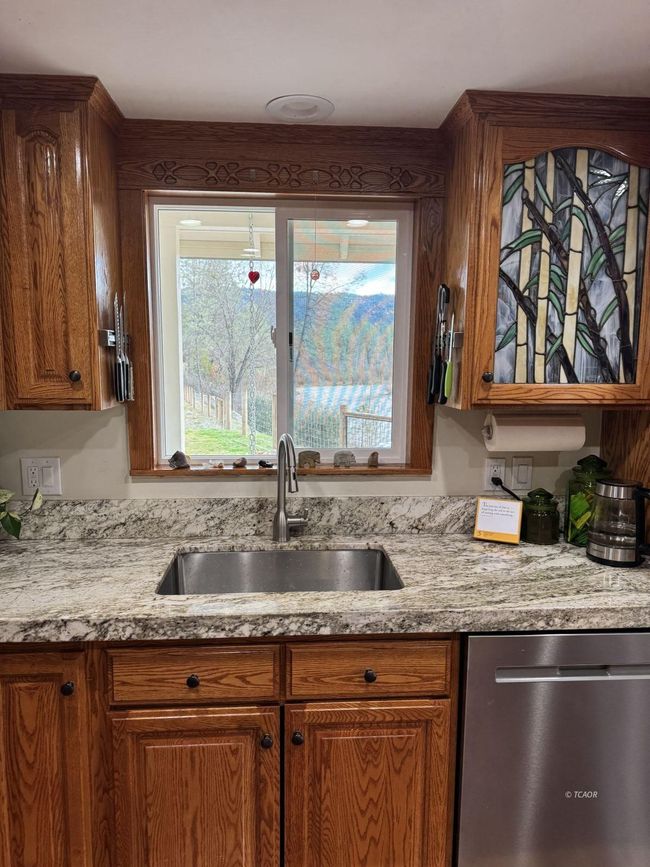 kitchen stainless steel sink | Image 22