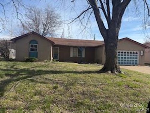 1215 Julie Ave, Cahokia, IL, 62206-2240 | Card Image