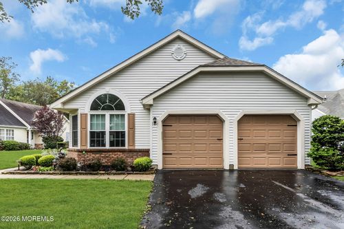 6 Winding River Rd, Lakewood, NJ, 08701-5733 | Card Image