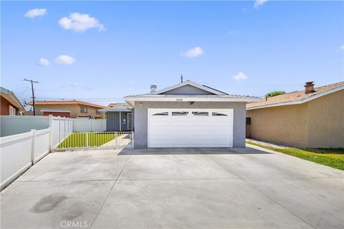 6838 Severn Dr, Paramount, CA, 90723 | Card Image