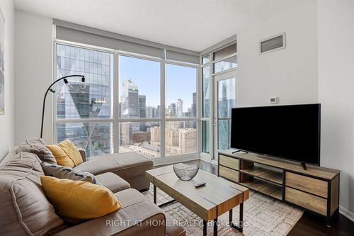 3602-18 Yonge St, Toronto, ON, M5E1Z8 | Card Image