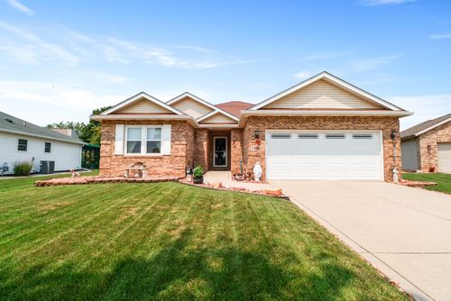 7498 Mary Kay Ct, Crown Point, IN, 46307-9437 | Card Image