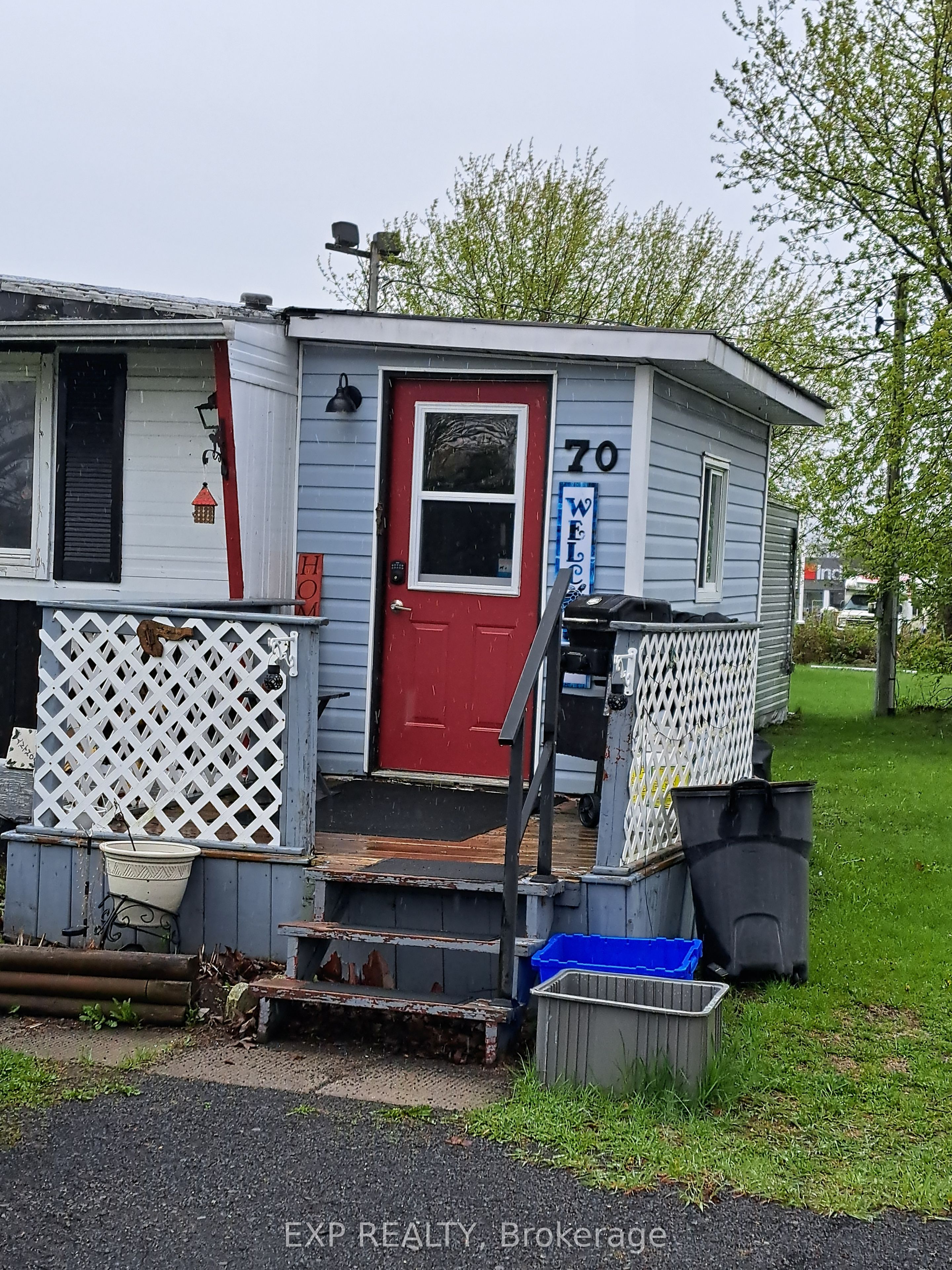 Residential in South Dundas 3
