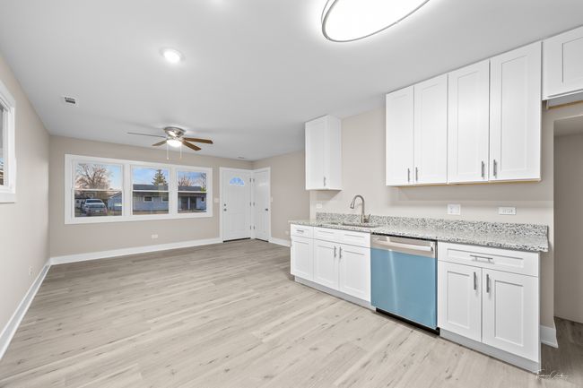 2327 Benedict Ave, House other with 3 bedrooms, 2 bathrooms and 2 parking in Joliet IL | Image 11
