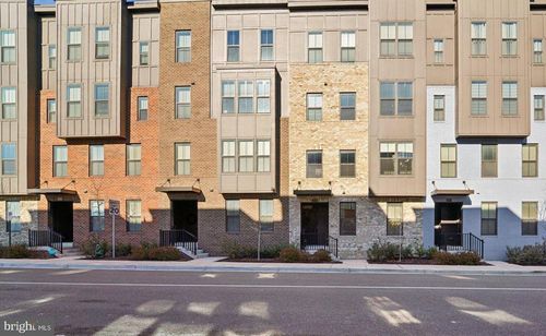 111-10006 American Pharoah Ln, LAUREL, MD, 20723-2087 | Card Image