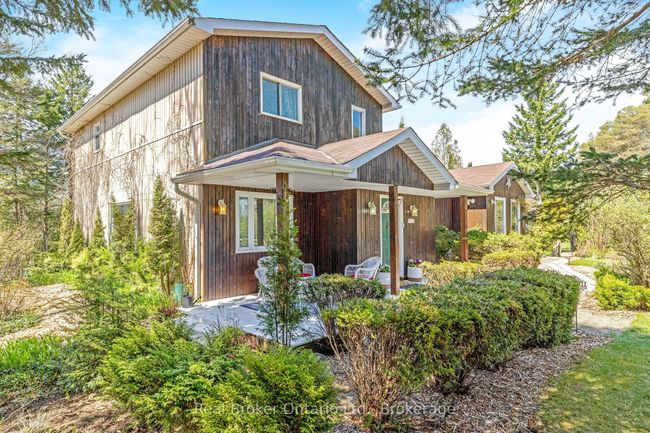 6024 Fourth Line, House other with 5 bedrooms, 3 bathrooms and 10 parking in Orton ON | Image 6