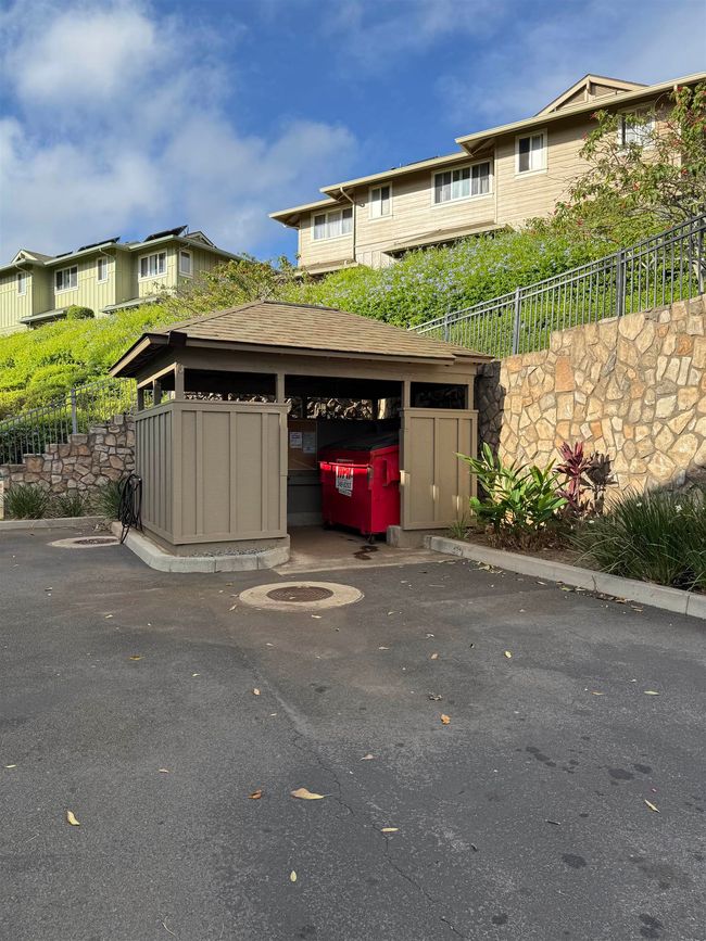 APT-1B - 21 Kamauhalii Way, Condo with 3 bedrooms, 3 bathrooms and null parking in Wailuku HI | Image 21