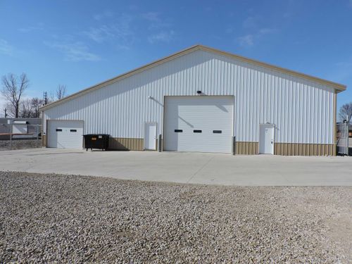 b-100 Commercial St, Raymond, IA, 50667-7727 | Card Image