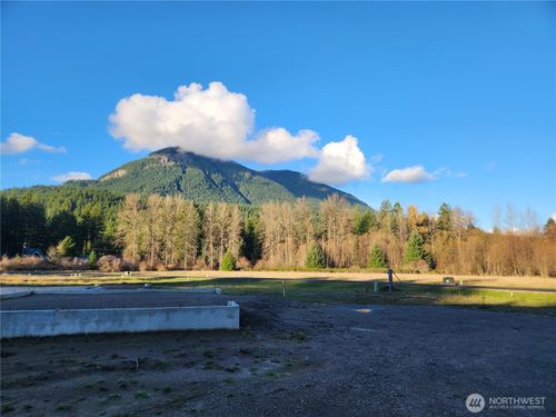 111 Campfire Lane, Packwood, WA, 98361 | Card Image