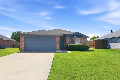 311 S Chestnut St, Forney, TX, 75126-9529 | Card Image