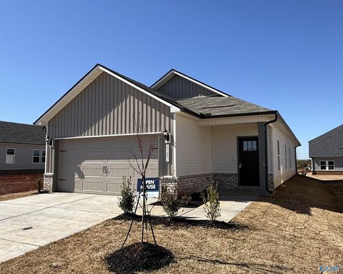 8283 Huspa Ave, Madison, AL, 35756-2311 | Card Image