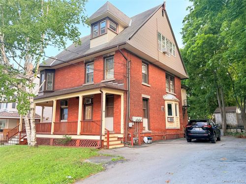 20 Roberts St, Middletown, NY, 10940-5187 | Card Image