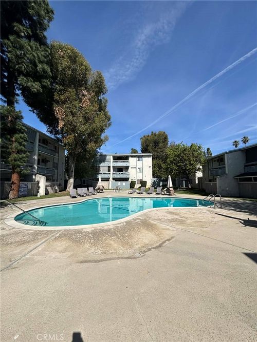 217-21800 Schoenborn St, Canoga Park, CA, 91304-2781 | Card Image