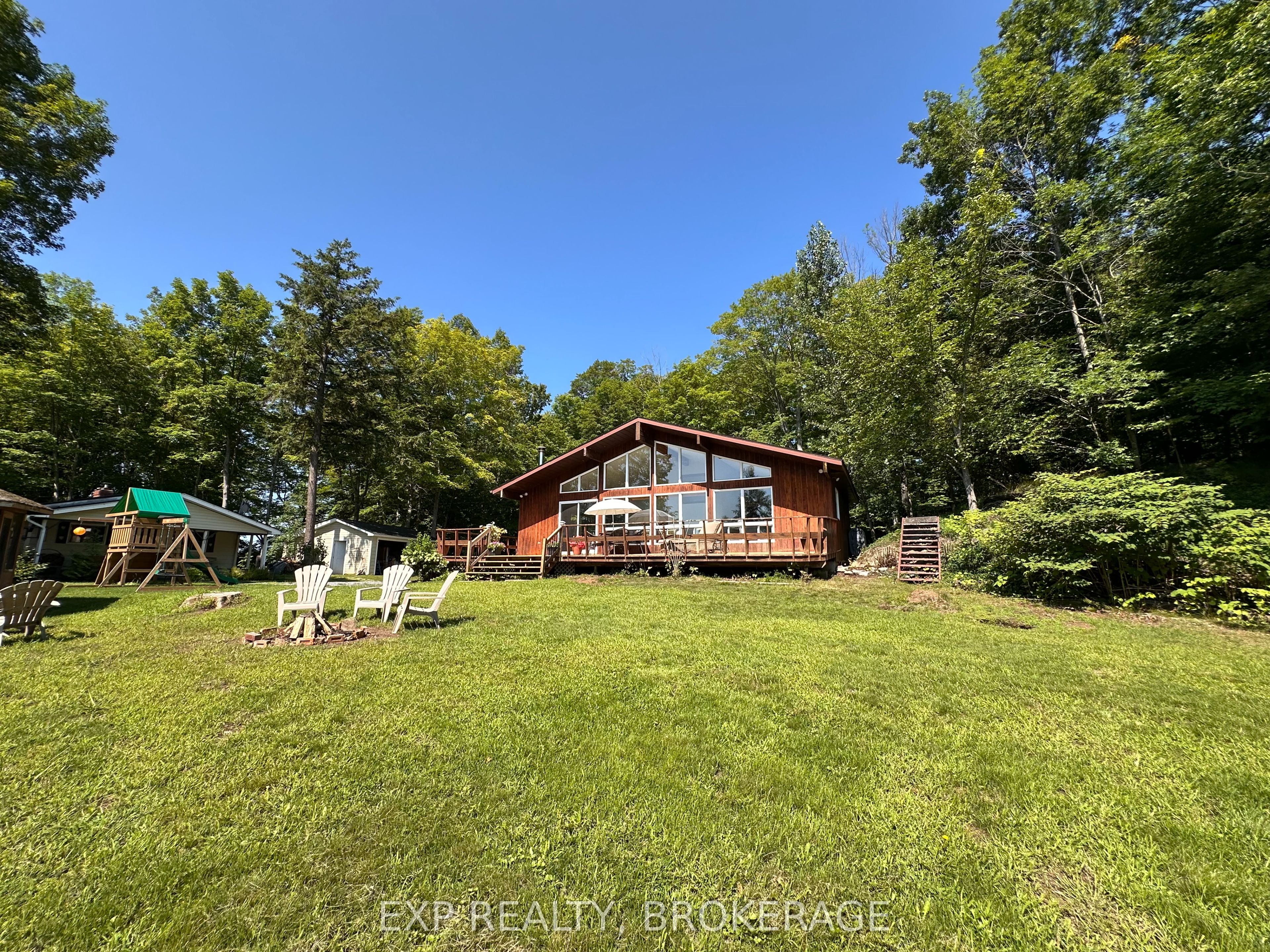 Residential in South Frontenac 3